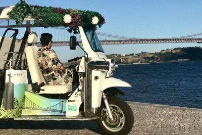 Private tuk tuk tour in old city Lisbon (Standard-1h30) - Price and timing: what you’re really paying for