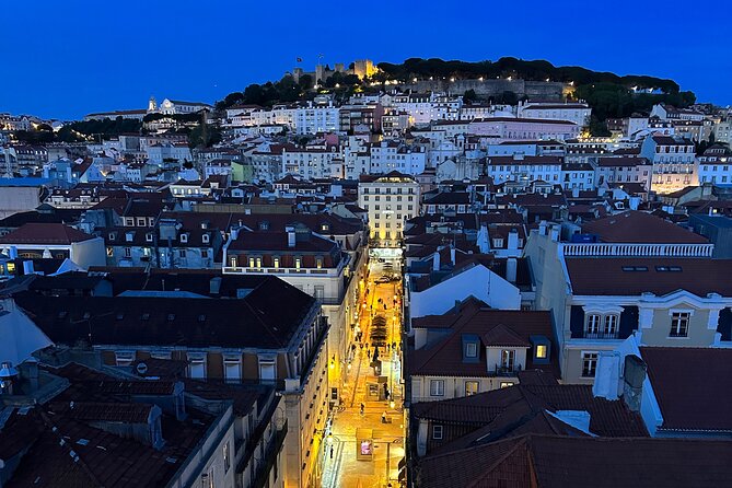 Private Tuk-tuk Tour of Lisbon and Belém - Passing through a famous train station: a quick taste of Lisbon grandeur