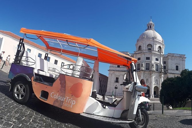 Private Tuk Tuk Tour Through Lisbon’s Historical Streets - Stop 2: Miradouro das Portas do Sol for red rooftops and river views