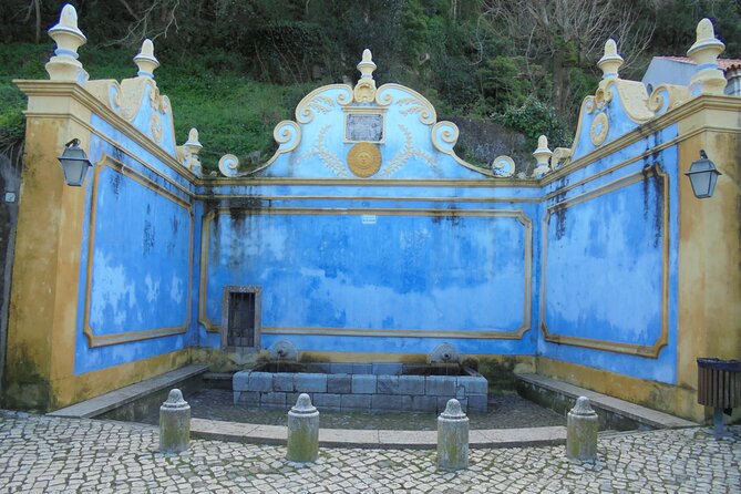 Private Tuk Tuk Tour through Serra de Sintra - Sintra Municipality Town Hall: Manueline Detail in Plain Sight