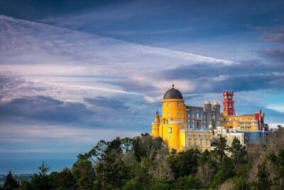 Private Tuk Tuk Tour through Serra de Sintra - Starting in Sintra’s Historic Center: Streets, Shops, and Flow