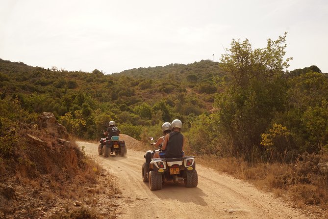 Quad Biking Sightseeing Tour in Albufeira - Safety gear and what to wear when the Algarve gets dusty