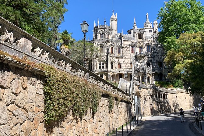 Quinta da Regaleira and Visit to Sintra Private Half Day Tour - The tight time budget: what you will and won’t have time for