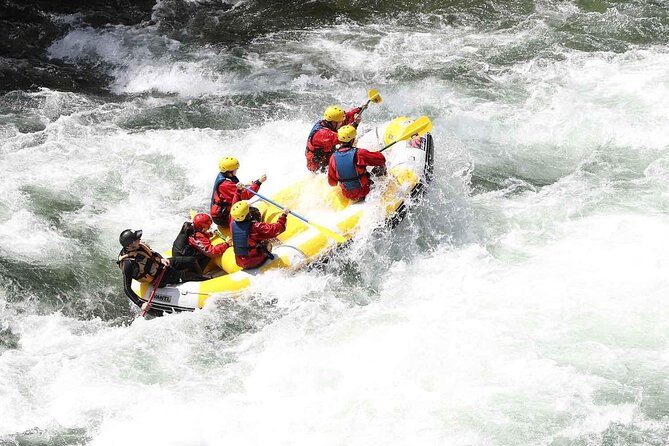 Rafting at Paiva River - The 4-hour flow: gear up, get briefed, then ride the river’s rhythm