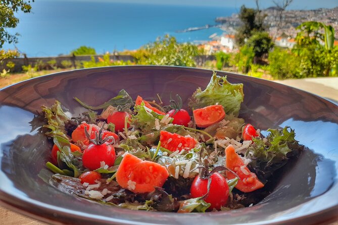 "Re-Canto" Farm-to-Table with Stunning Views at Madeira - Views and Comfort: How to Make the Most of a Farm Sunset in Funchal