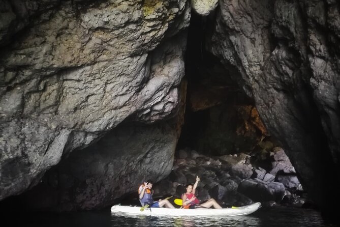 Sagres: Praia Da Ingrina Caves Guided Kayaking Tour - Praia do Barranco: Swim, Recharge, and Reset