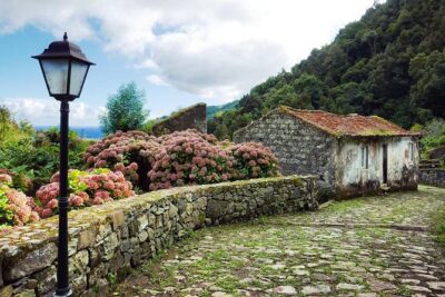 Sanguinho Hike from Ponta Delgada - The 9:00 AM Start: Pickup, Touring Pace, and the Flow of the Day