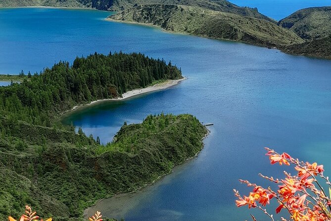São Miguel 2-Day Tour: East & West Highlights Adventure - Terra Nostra Thermal Pool: The Optional “Yes, I Want to Soak” Moment