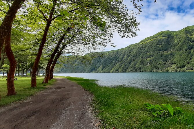São Miguel Azores: Explore the dramatic crater of Sete Cidades - Price and Value for $93.71
