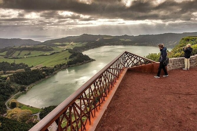 São Miguel Azores: Furnas Evening Thermal Baths with tickets - Poca da Dona Beija: 90 minutes in thermal pools