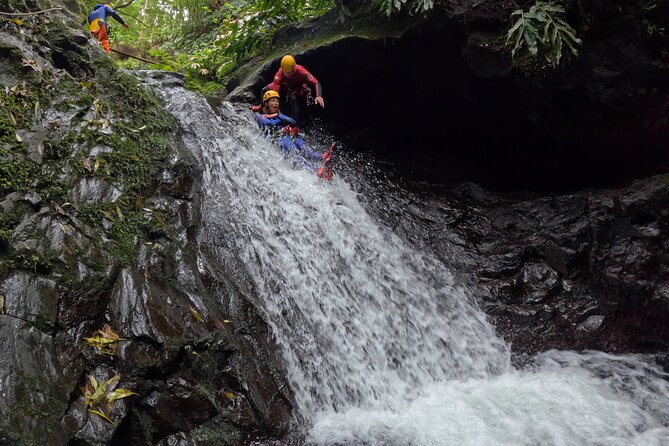 São Miguel Canyoning in the Natural Park DA Ribeira dos Caldeirões - Safety Briefing and Gear Check: Your First Real Step