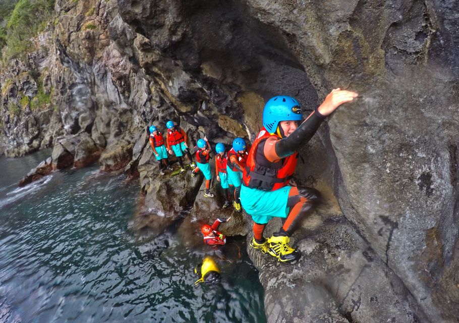 São Miguel: Coasteering Experience in Caloura - Key things that make Caloura coasteering special