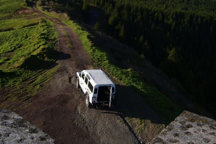 São Miguel: Full-Day 4WD Jeep Tour to Furnas with Lunch - Nossa Senhora da Paz chapel: where the views start the story