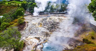 São Miguel: Furnas Volcano & Tea Plantation Tour with Lunch - Pico do Ferro and Lagoa das Furnas: Where the ground breathes