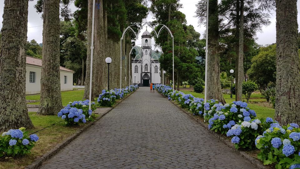 São Miguel Island: Full-Day Sete Cidades Tour - A one-day hit of São Miguel’s west coast