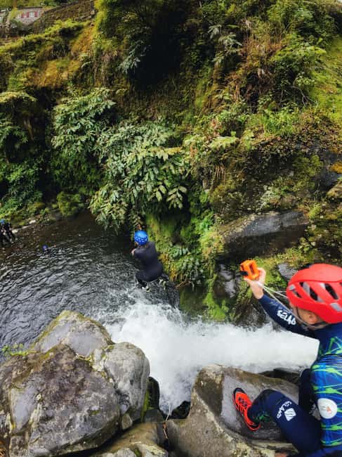São Miguel: Level 1 Canyoning in Ribeira dos Caldeirões - The 5-meter slide and jump area: where fear turns into laughter