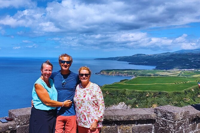 São Miguel: Majestic North Tour (Local Lunch Incl.) - Parque Natural da Ribeira dos Caldeirões: waterfalls and old mills