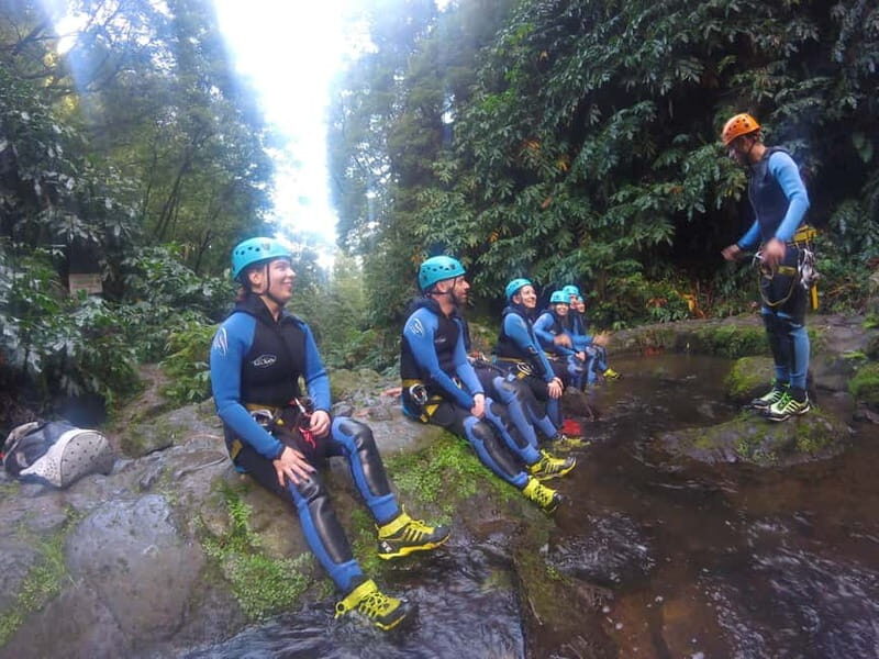 Sao Miguel: Ribeira dos Caldeiroes Canyoning Experience - Meeting Points and Transport: Ponta Delgada Pickup vs. Starting at the Park