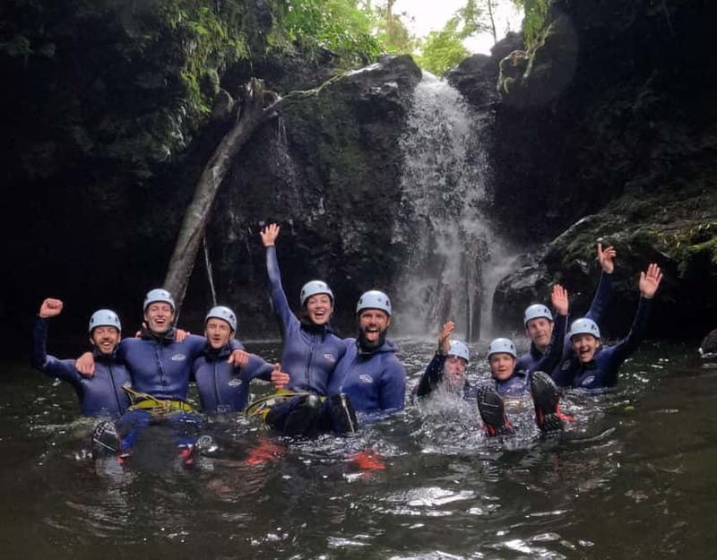 São Miguel: WaterPark Canyoning Ribeira dos Caldeirões - The 2.5 hours: how the canyoning flow usually feels