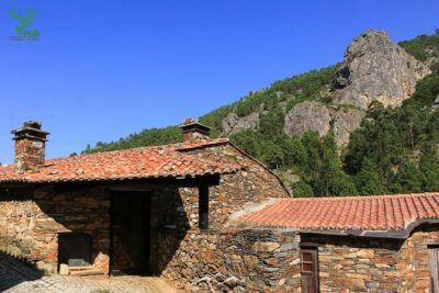 Schist Villages at Lousa Mountain - Half-day or full-day: choose based on your hiking appetite