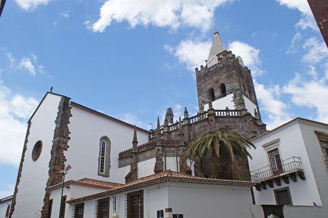Self-Guided Sightseeing Tour on an Eletric Car | Funchal - Key highlights at a glance