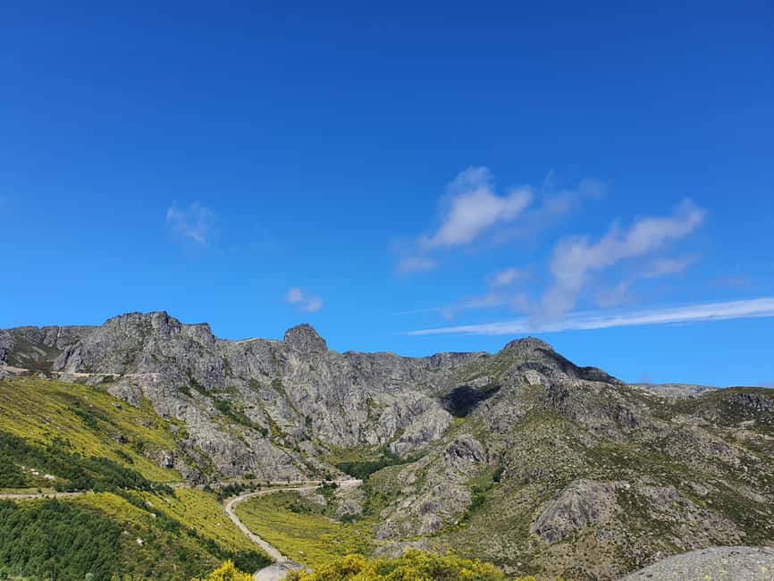 Serra da Estrela: Tour of the Natural Highlights - First stop: Penhas de Saúde to set the mood in Serra da Estrela