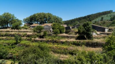 Serra de Monchique & Bravura Half Day Off-Road Day Trip - Off-road tracks by Bravura Lake (plus that short walk)