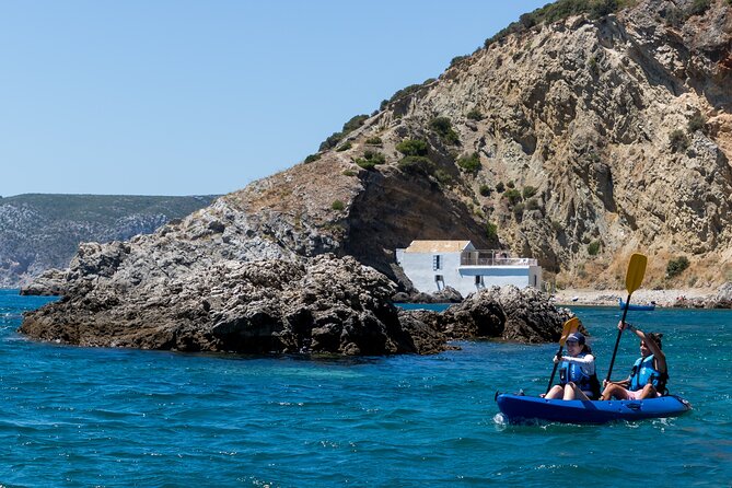 Sesimbra : Guided Kayak Tour in Arrábida Natural Park & Caves - How Demanding Is It, Really? (And Who Should Feel Confident)