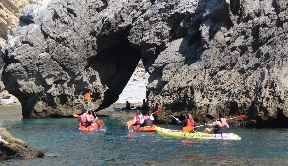 Sesimbra: Ribeiro Cavalo Beach, Caves, & Arrábida Kayak Tour - Starting from Sesimbra Harbor: the Arrábida Natural Park gateway