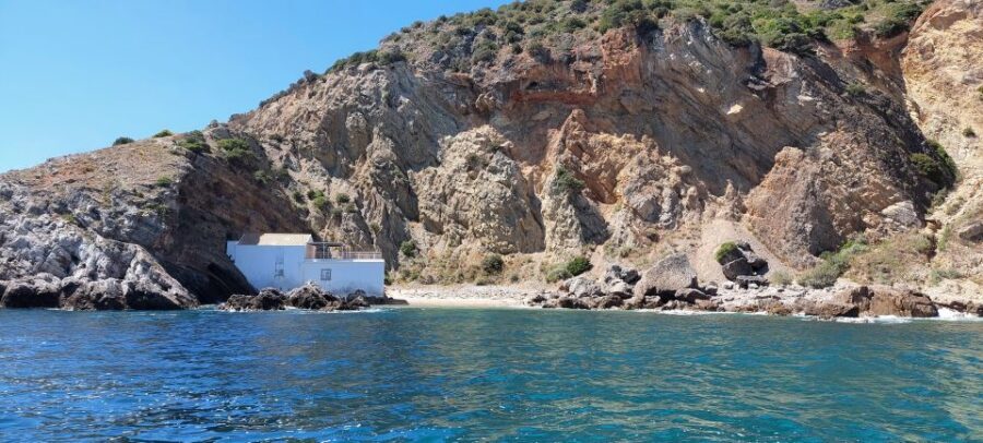 Sesimbra: Secret Bays and Beaches Boat Tour with Snorkeling - Ribeiro do Cavalo Beach: Secluded Feel, Clear-Water Chances