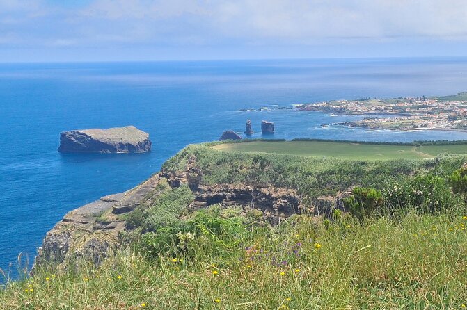 Sete Cidades and Pineapple Plantation Half Day Private Tour - The Sete Cidades route: why this loop works in half a day