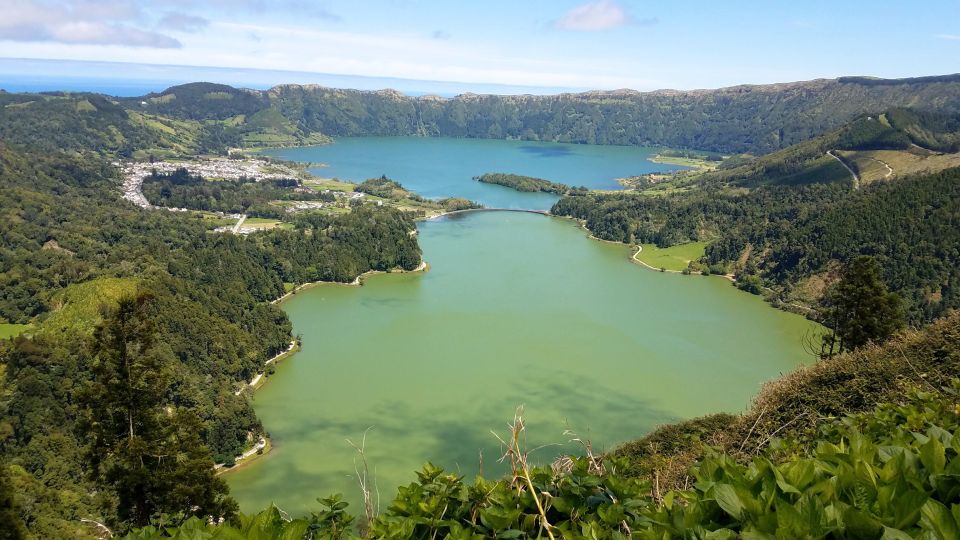 Sete Cidades - Half Day Tour - Small-Group Van Comfort and Pickup Timing