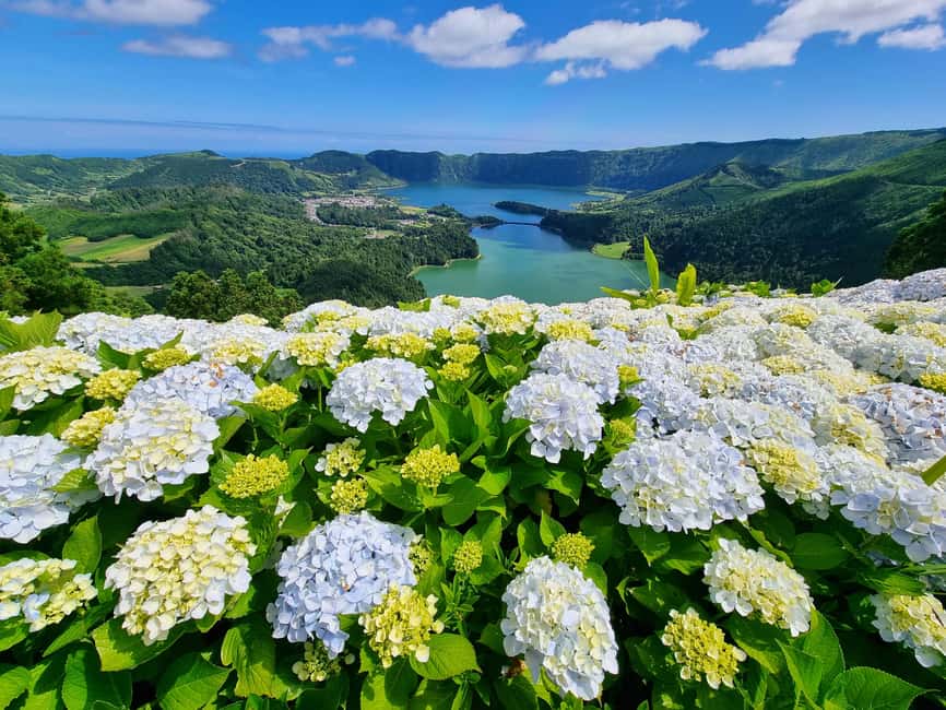 Sete Cidades / Lagoa do Fogo - Full Day Tour - Morning: Sete Cidades from pineapple greenhouses to lake viewpoints