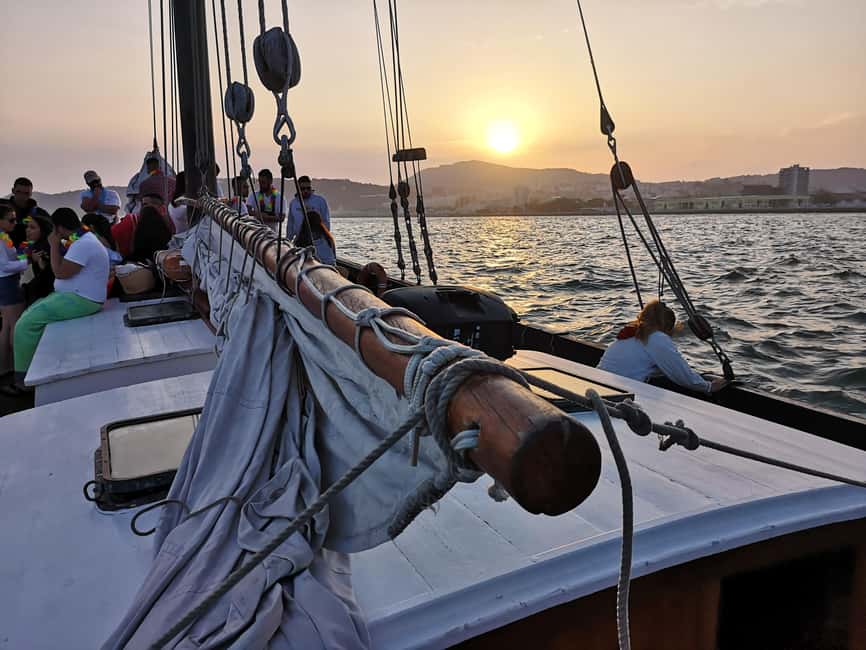 Setubal: Sunset On-Board - Key highlights at a glance