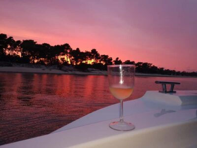 Setubal: Sunset On-Board - Getting to the Rotas do Sal kiosk and settling in fast