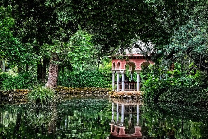 Seville Day Trip from the Algarve - Maria Luisa Park and Plaza de España: the walk that sets the mood