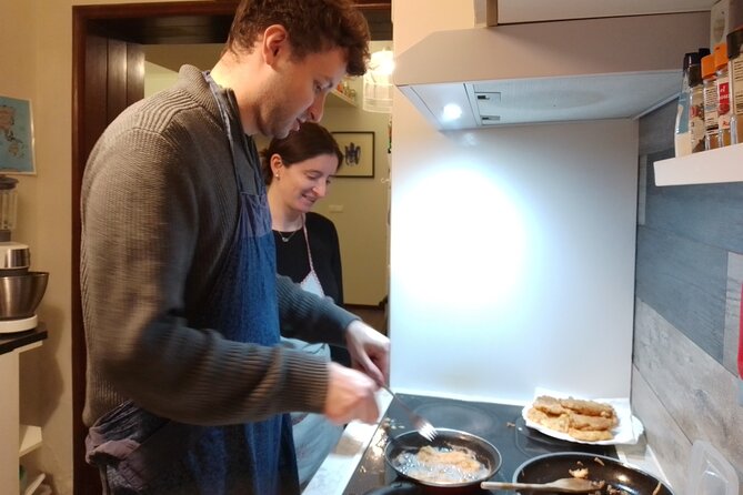 Shopping, cooking and eating together at my home in Porto - Pre-planning by email: choosing your lunch or dinner menu