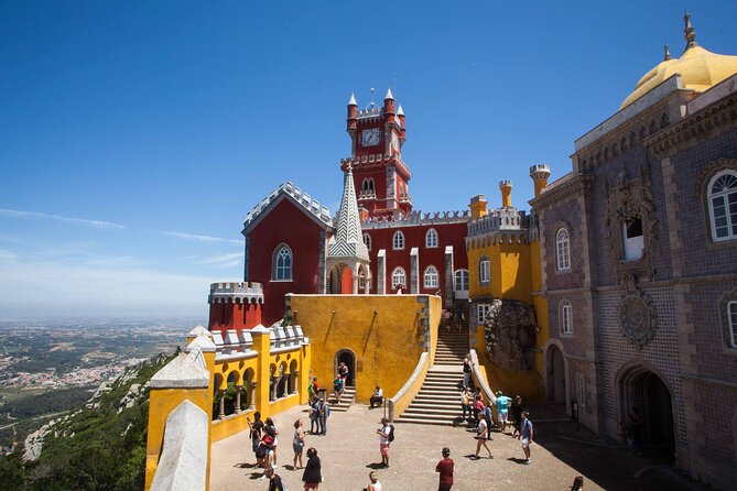 Sintra and Cascais Full Day Private Tour from Lisbon - Lisbon pickup to Cascais Bay: settling into the day fast