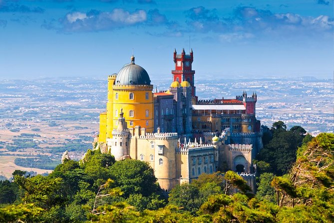 Sintra and Cascais Half Day Trip from Lisbon in Private Vehicle - Key points worth knowing