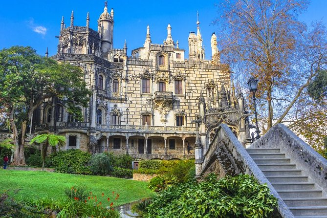 Sintra and Cascais Half Day Trip from Lisbon in Private Vehicle - What kind of traveler this fits best