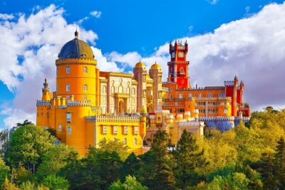 Sintra and Cascais Small Group Tour from Lisbon - Lisbon Pickup and the Ride Into the Countryside