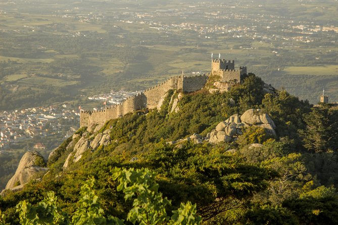 Sintra & Cascais Private Tour a Dreamlike Experience - Castelo dos Mouros and the short Moorish/Christian story stop