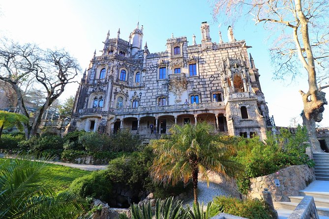 Sintra & Cascais Private Tour a Dreamlike Experience - Centro Histórico de Sintra: easy strolling and a sweet break