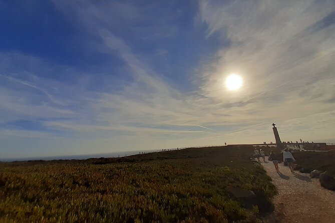 Sintra & Cascais: Private Tour Pena Park & Regaleira Included - Midday timing: flexible lunch time in Sintra