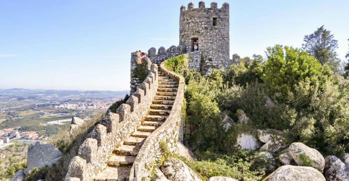 Sintra: Castle of the Moors Skip-the-Line Ticket+Audio Guide - Your self-guided audio route: pacing the Royal Tower and the walls