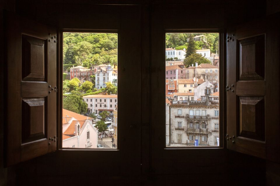 Sintra: Half-Day Tour with Royal Palace Ticket - Cascais and the Estoril Pass-By: Bay Views and Riviera Energy
