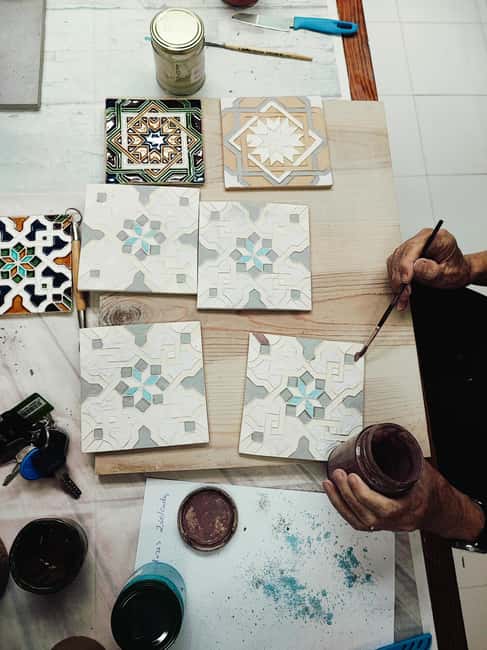 Sintra: Hispanic Moorish Tile Workshop - Picking motifs that match the Moorish look you came for