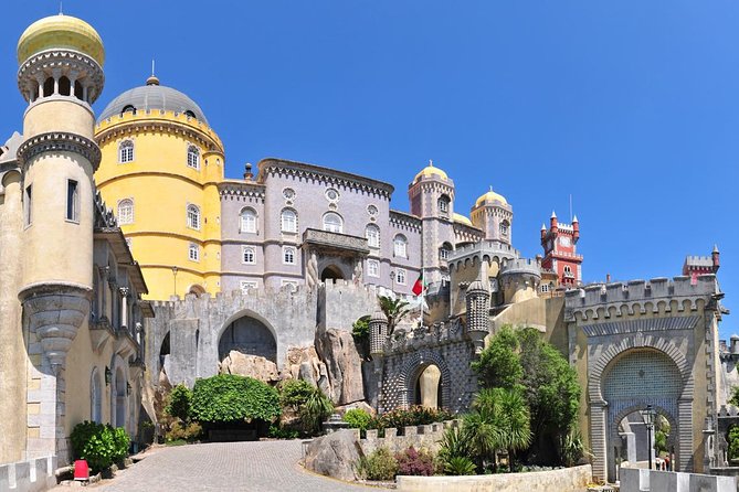 Sintra, Pena Palace, Quinta da Regaleira & Cascais Group Tour - Pena Palace: how to choose between exterior-only and full entry