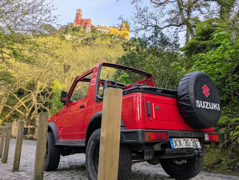 Sintra: Private Half-Day Classic Car or Electric Jeep Tour - Fonte da Sabuga and the early photo-stop rhythm