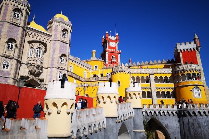 Sintra Private Tour with All Tickets Included - Centro Histórico de Sintra: The Streets, The Sweet, and Lunch Break